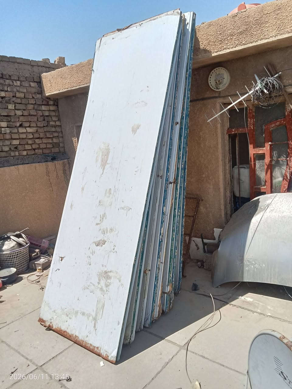 سلام عليكم البيع سندويتش عنوان بغداد بلديات ***********
