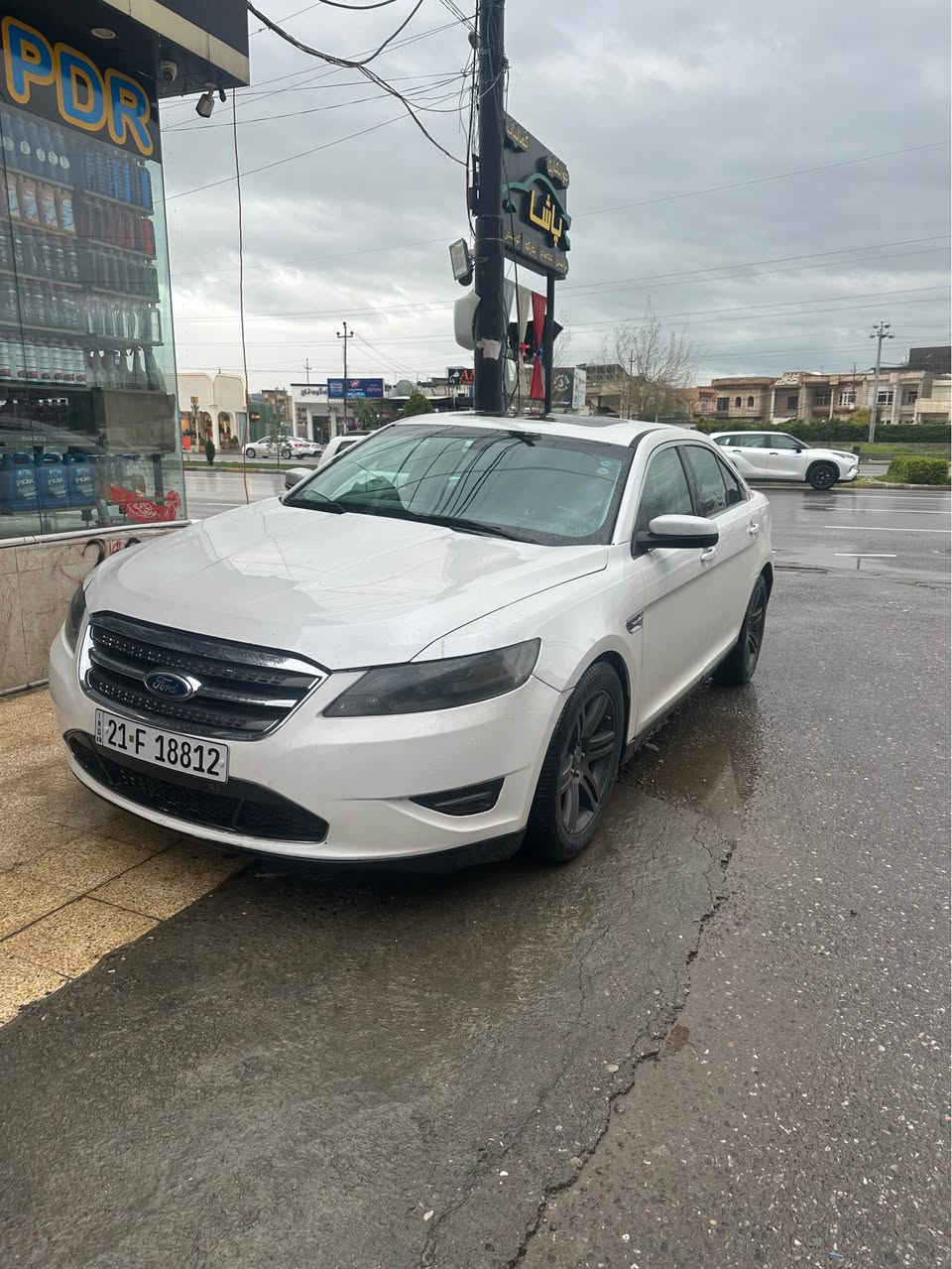 فورد توريس موديل 2010
فول فوول مواصفات كشن مصاج 
٢ بارجه ى بس په مپه 
هه موو شتى تازه يه سعرى 
سعرى 108 وه ره قه 
*********** أربيل, العراق
