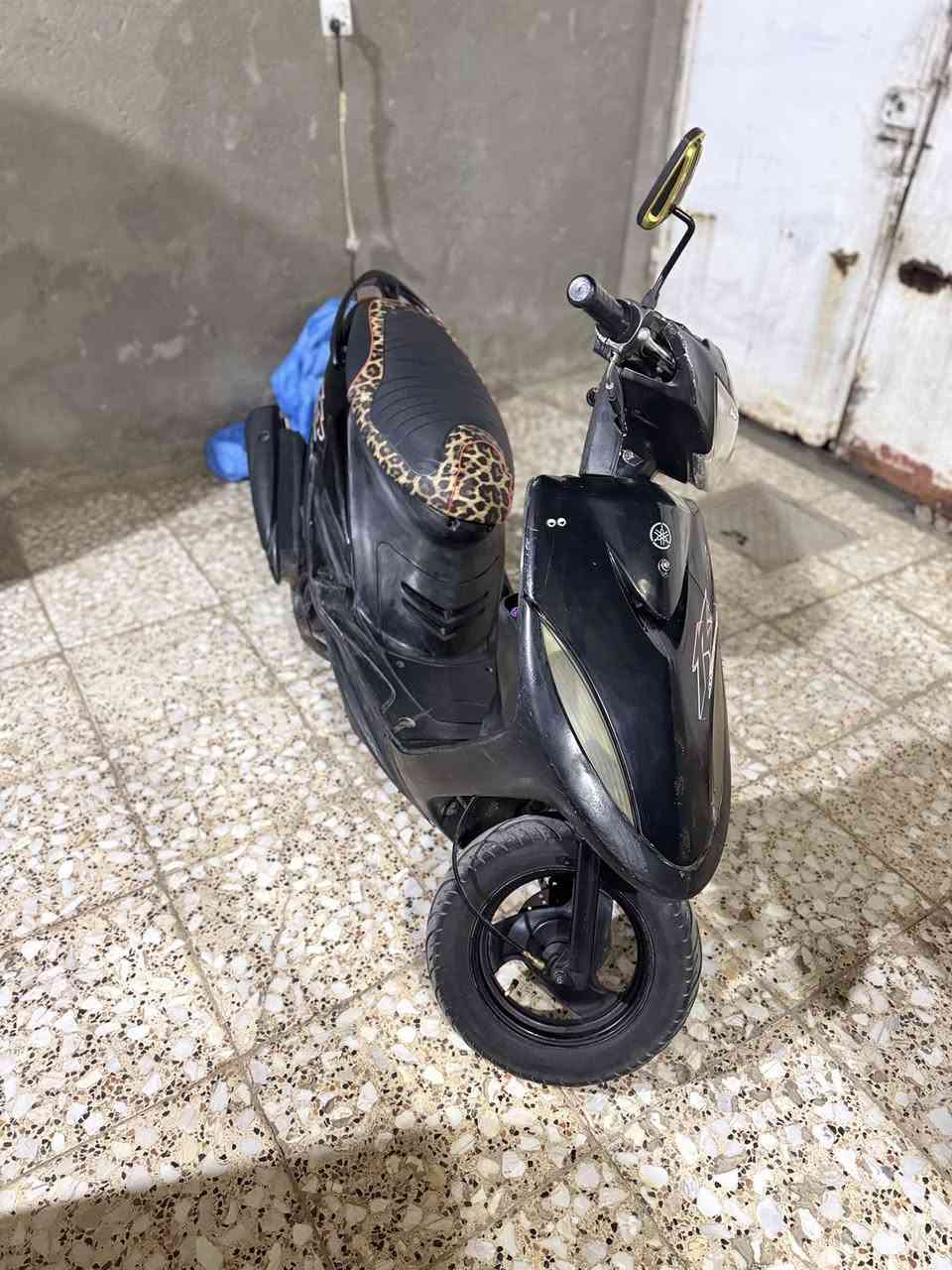 دراجه ماكس عدله مكينه 55 دراجه خير من الله نقص بس قبق هندر دراجه كلش حلوه بلمشي السعر 550  وبيهة مجال المكان واسط النعمانيه الرقم ***********
