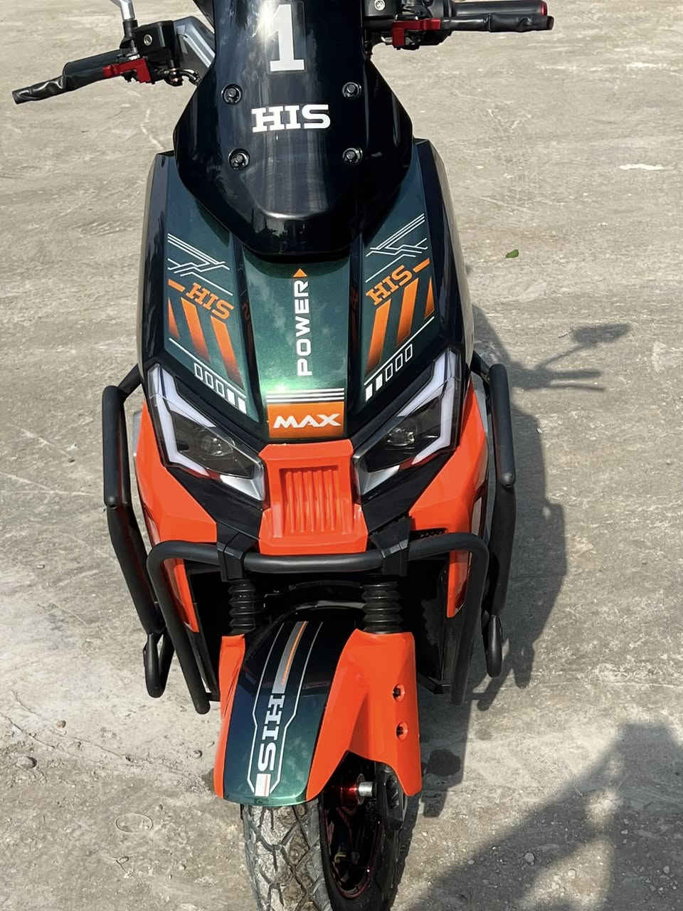 دراجه شحن HIS بعدها جديده مستخدمه 15 يوم رايدها بمليون وبيها مجال بغداد محموديه ***********
