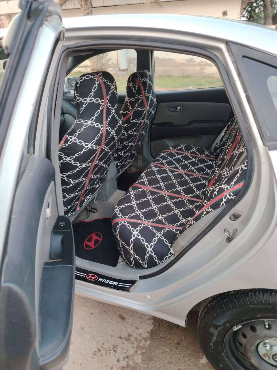 النترا عشرة  ب38 بيها مجال قليل
المحافظة ميسان 
***********
