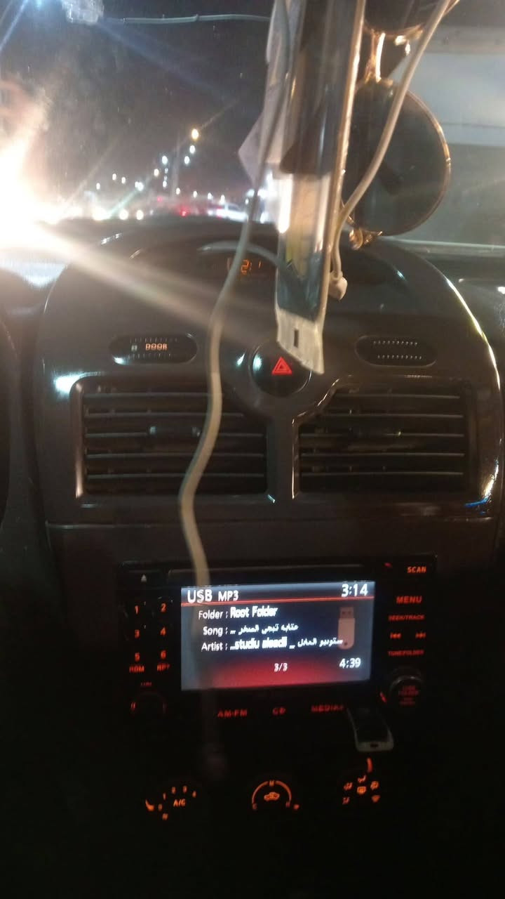 سلام عليكم من رخصت الادمن سني للبيع موديل ٢٠١٠ مصبوقه احزام بدون ضربه رقم انبار كير ومحرك وصدر مكفولات مكان السياره فلوجه النساف السعر ٨٠ هاتف ***********
