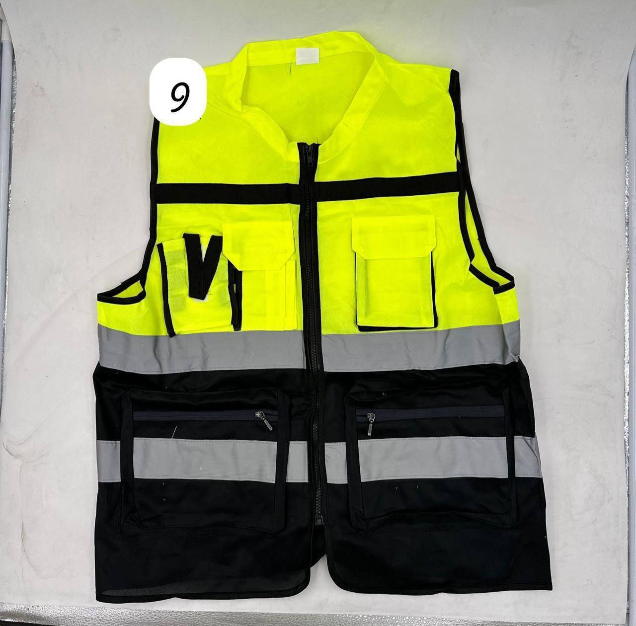 معرض الجزيرة لتجهيزات السلامه للجملة والمفرد العشار الداكير خلف مقام الامير وتساب *********** البصرة, العراق
