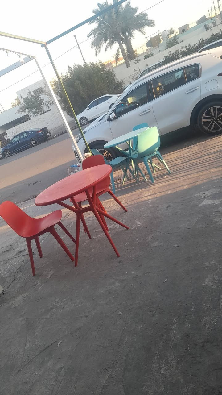 غراض مطعم للبيع 
فلتر دهن قلاية السعر ٥٠٠ الف
كريل بركر عراقي السعر ١٠٠ الف
مثرامة حجم ٢٢ السعر ٢٧٥ الف 
قالب بركر حجم ١٤ السعر ١٢٥ الف 
عجانة حجم ١٠ كيلو السعر ١٧٥ الف 
مجمدة سعر ١٠٠ الف 
قلاية ٥ مدافع استخدام شهرين السعر ٧٠٠ الف 
قلاية ٢ حوض عمل عراقي عادي السعر ١٠٠ الف 
كاشير سستم كامل مطاعم وماركت نقص طابعة السعر ٤٥٠ الف 
ميز كراسي عدد ٥ ميز مع الكراسي السعر القطعة ٧٠ الف 
الاسعار ثابتة رجاءً بدون تعامل او كسران بأسعارهن  
عنوان بغداد حي العامل 
***********
