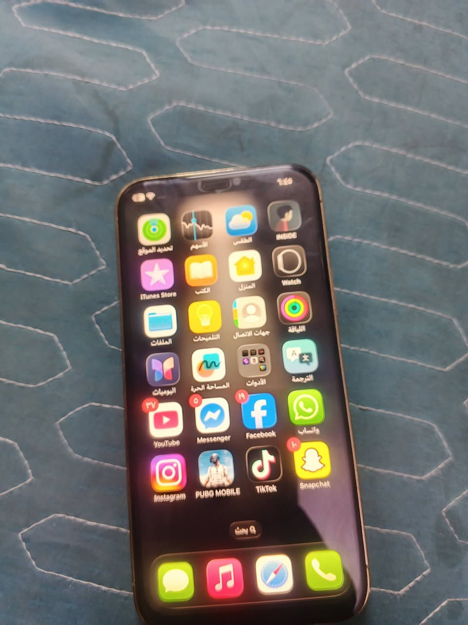 12برو ذاكره 256 بطاريه جديده شادهه وشاشه اصليه 3خيرات
سعر 300بي مجال بغداد ***********
