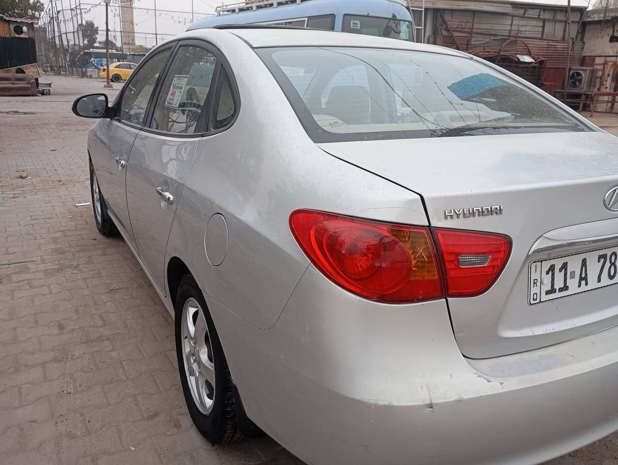 السلام عليكم النترا موديل 11 خليجي شركه العامة السونار واضح تاريخ اليوم والي ذاكره بسونار//ملاحظه بنيدبلادي بدون قطره صبغ  يعني مبدل بلادي الشاصي خصرة ولغد طخه وصور واضحه سياره فول مكينه بس كيس مفتوح وقبق ولفات مكينه شاد جديده بس السستم مال ابو سونار يكتب مفتوح كير خير من الله تخم تأير تبريد ثلاجه صدر أمامي وخلفي رقم بغداد دولي مشروع وطني باسمي سنويه ل 30 هزه جديده سعر 113 رقمي ***********
