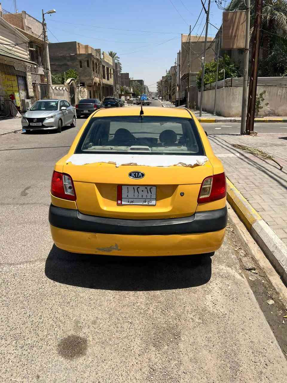 السلام عليكم
للبيع ريو 2006 كير عادي مكينة 1600 لا تنقيص ولا تبخير تبريد ثلج كهربائيات كلها شغاله حدادية 50% مطلوبه 250الف هيئة تنزل من سعرها سنوية لل2028 مشروع وطني مداور ثاني يوم ضربتها باب خلفي وجاملغ خلفي مبدل بس كفر فقط بدون عابر 
#السعر 61 وبيها مجال 
#العنوان السماوة مركز المدينة 
#للاتصال ***********

