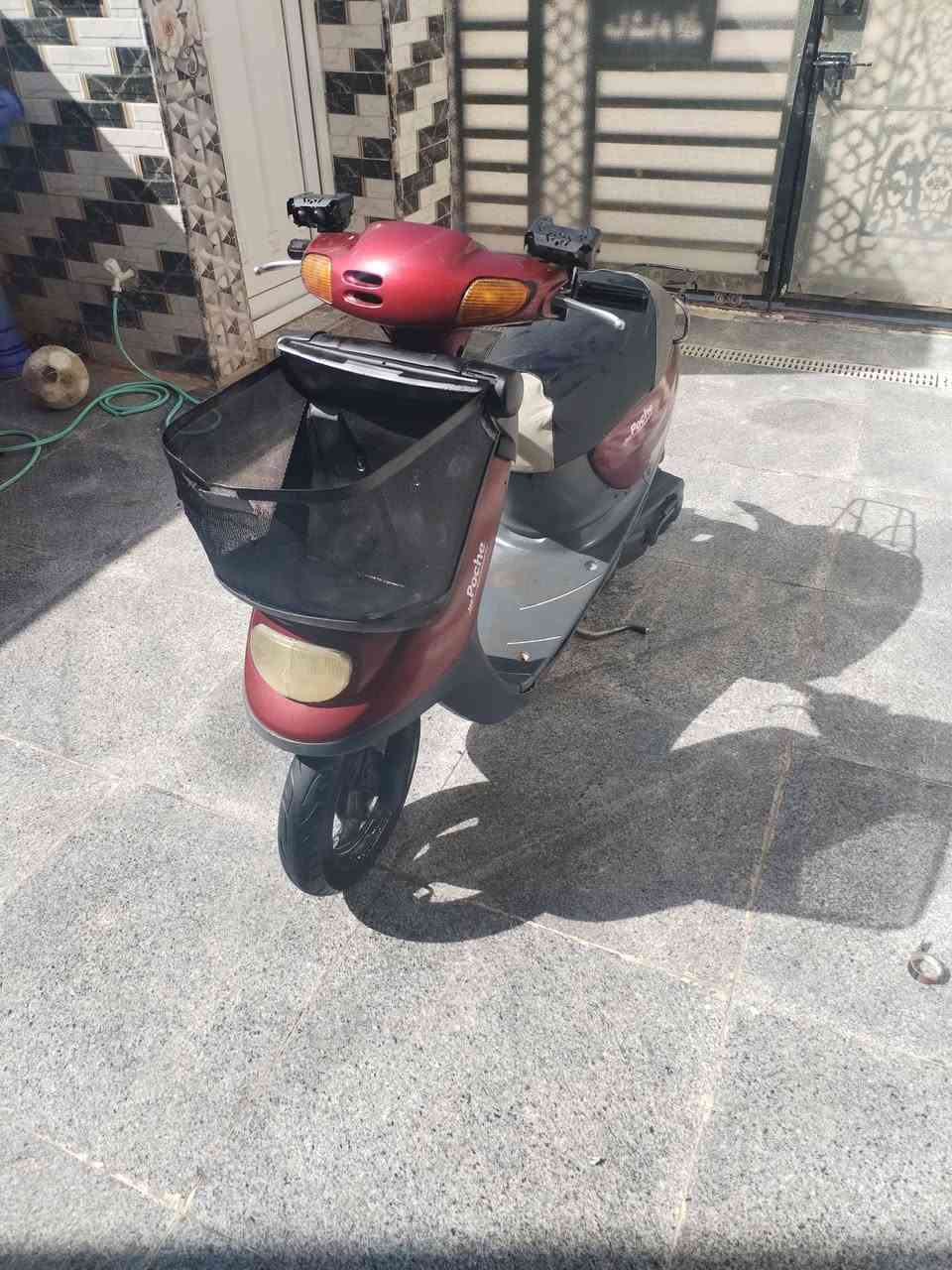 دراجه منغولي للبيع كله شغاله سلف هندر محرك ناعم شلعه قويه شاصي مكفول اشاير لايت سعر ٢٥٠ للنتصال *********** العنوان أمن الداخلي نهاية الشارع
