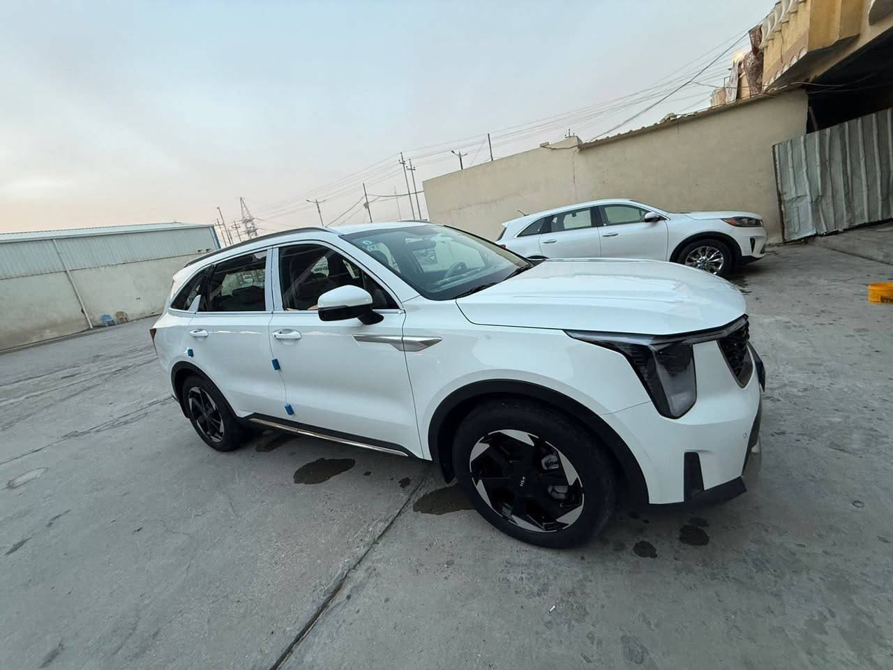 سلام عليكم ورحمه الله وبركاته
سورنتو مديل 2024خليجي كفاله عامه من الشخط وتكحيل وصبغ وضربه وارد خليجي فول مواصفات معده الفتحه محرك سته 6سلندر سبعه راكب7 تلث3 قطع تبريد سياره بسمي تحويل ثاني يوم رقم بغداد نكليزي بسمي العنوان ذي قار رقم الهاتف *********** ملاحضه ما متواجد علفيس السعر 330
