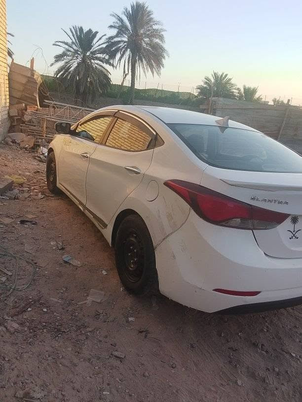السلام عليكم الانتره 15, خليجي محرك 1800
  للبيع فول مواصفات عد بصمه تبريد محرك خير من الله سياره ضربتها بيبان اثنين وبيها صبغ ؟؟ الغود وشواصي وحوض مكفوالة سعرها 85  العنوان بغداد ***********
