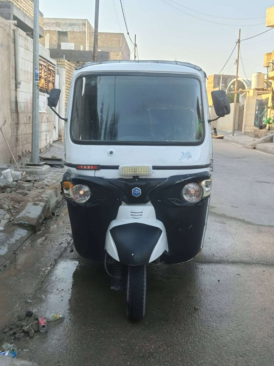 بياجو موديل 22 مرقمة رقم واسط
 محورة محرك 22 + ستيرن تي في اس 
مبدل بي فقط كلجات اصلي بالجديد مبدلات + تجفيت اصلي صار شهرين تقريبا ، والسلف جديد والباقي موضح بالفيديو ..
سعرهة 3 ملايين و 150 الف وبيهة مجال فقط للشراي ، ورجائا المايريد يشتري لا يكسر بيهة 
تطلع للشارع دينار متصرف عليهة ..
رقم ، *********** بي واتساب
