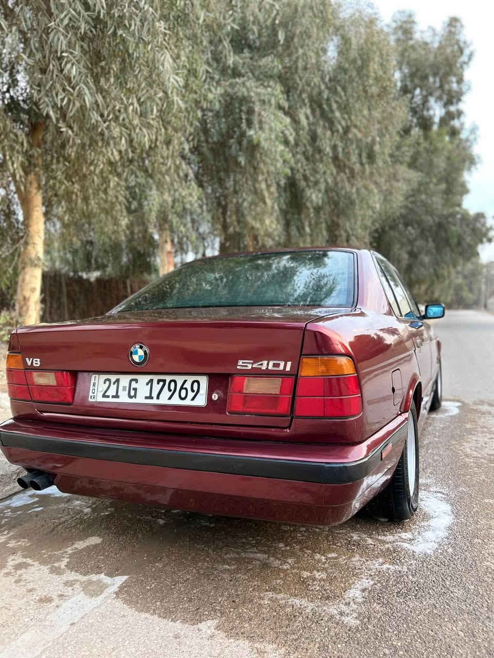 السلام عليكم
للبيع بي ام 540 مديل 1992 فول مواصفات داخل جلد اسود تحكم كهربائي فتحت سقف تبريد ثلج سياره جاهزه من كلشي رقم سليمانيه تريد تحويل تريد وكاله اني جاهز سياره حيل نظيفه وجاهزه 
السعر 75 وبيها مجال بسيط 
مكان السياره النجف 
رقم هاتف ***********

