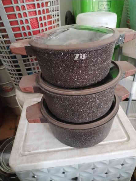 يا الله بسم الله الرحمن الرحيم يتوفر لدينا سيت جدر گرانيت حجري گرانيت زيتي نانو سيراميك من ماركه  ...zio...المعروفه عالميا َ متوفر بعده قياسات واسعار تصفيه للاستفسار مراسله عبر تطبيق واتساب *********** كميه محدوده جداََ
