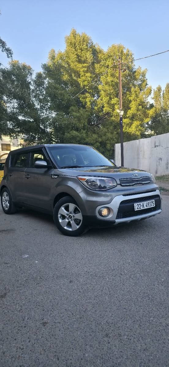 سلام عليكم 
صول 2017  رقم اربيل 
هزه وسنويه جديد 
سياره حادثها جاملغ فقط 
كلش جديده بمعنى الكلمه 
مكينه 2000 مكفوله لا فتح ولا صوت ولا تبخير 
شاشه 
تحكمات  
مو درايف 
سياره معتنين بيها صدر كير مكينه بشرط 
كشر صافي جداً فقط جاملغ مبدل ومصبوغ 

مكانها بغداد 

سعر 120 بيها مجال للشراي 
*********** بغداد, العراق
