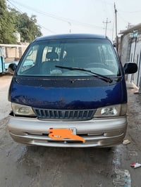 كيا بريجو • بلا صبغ • مكينة وكير