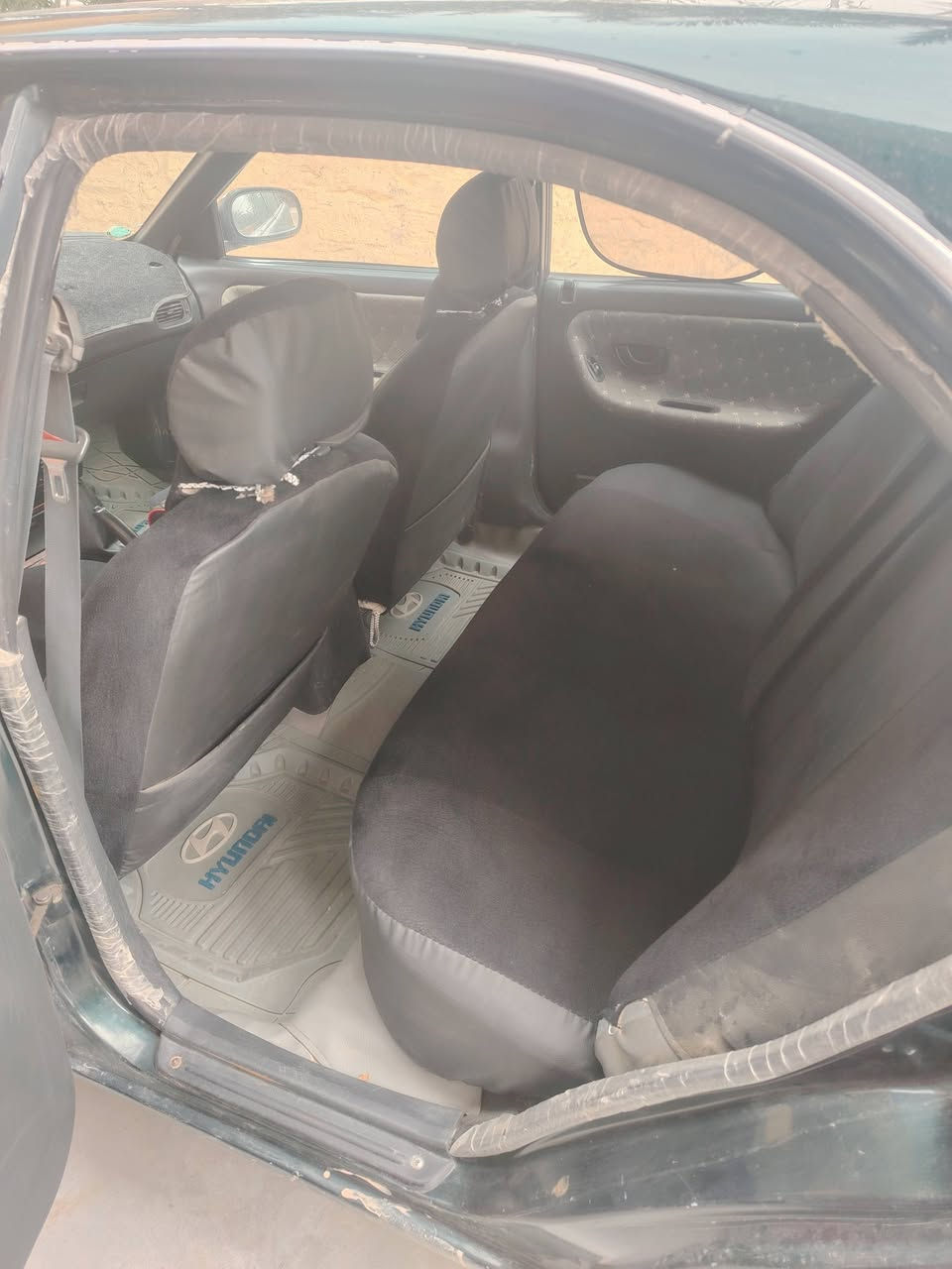 ألسلام عليكم سونتا 2/  1994 رقم ديالئ انكليزي باسمي المكان ديالى خان بني سعد 
هزه جديده / سعره 45 بي مجال بسيط 
رجاءا الي مايعرف بيهن لا يعلق بكيفه الوك مالته حته 55 واكو 30 موجود كلشي بسوك 
بيه تنقيص فقط مأثر عليه 
ترايك 180 / سيارة خير من الله 
تدفئه نار تبريد ثلج 🥶
 مصبوغه صبغ عام / كهرباءيات كلهن شغالات
كلوب البوب كلوب الصندوق عالي ناصي كلهن شغالات 
صدره نضيف كلش
تدفئه نار / تبريد ثلج 🥶
غرفته جديده دوشمه جديده تنته كاعيه جلد 
راديو شاشة بلوتوث سماعات كلش عاليه 
تايرات جدد 
نواقصه فقط تنقص ودعاميه الأمامية شويه مكسوره من جوه مامبينه وجاملغ الأيسر شويه مكشر صبغ مالته
***********
