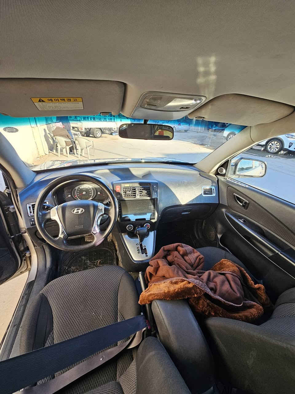 السلا عليكم
سياره توسان رقم سليمانيه  تحويل ثاني يوم موديل 2009سياره كفاله عامه من كل شي بيه صبق براص الجاملق فقط الباقي سياره كفاله وجاهزه مجهزه كير مكينه صدر بل باكيت تبريد تدفئه  شغال  عنوان سياره اليوسفيه سعر 118وبيه مجال ***********\***********
