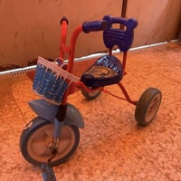 باسكلات البيع باسكل لون احمر سعر 5 وباسكل رصاصي سعر 15 الف فقط ضب زنجي...