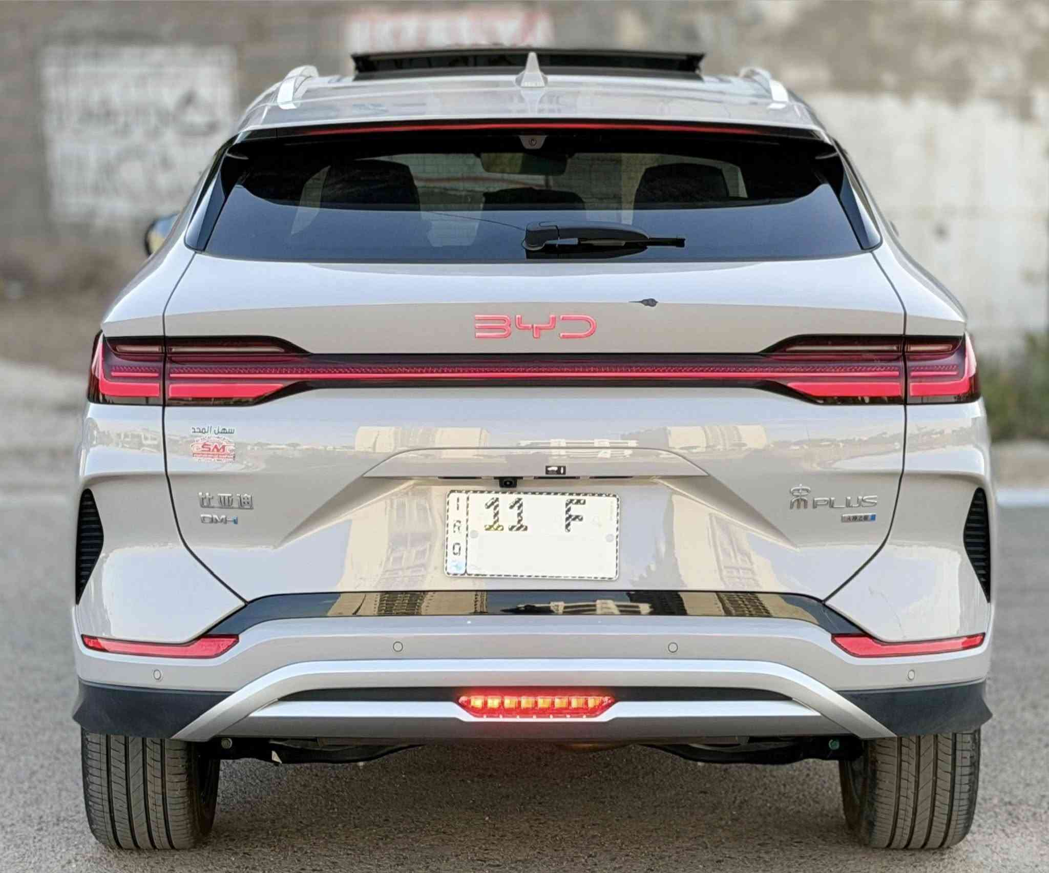 سلام عليكم اخوان …
بي واي دي سونك بلاس موديل 2025 byd سونك بلاص
الفول 1/1 

مكان السياره : بغداد السيدية 
تواصل : ***********

سيارة ماشية 15 الف كيلو متر
رقم بغداد بأسمي تحويل مباشر

مكفولة كفالة عامة من كلشي عده الرصعه الي موضحه بالجنطه
 + سونار السيارة مرفق ويه الصور

السياره كامله شاشته منزله برامج و معربه و غراضه كامله 
من ارضيات من فومن منفاخ اطارات و شاحنه الاصلي 

لون سياره سمنتي داخل السيارة ابيض + قهوائي
مواصفات : سقف بنوراما جنطه كهرباء كشن كهرباء
اوتو بارك 13 كامرة كامرات 360 حساسات 360 امامي خلفي
رادارات 360 قيادة شبه ذاتية كروس مثبت سرعة بريك طوارئ
داش كام DVR دخول ذكي و تشغيل ذكي و تشغل عن بعد 
اضائه محيطية على الدشبول والابواب متغيرة اكثر من 64 لون
+ فتح الصندوق عن طريق البصمة ، بطارية 120 كيلو الجبيرة الي تدعم الشحن السريع للسيارة وبعد اهواي مواصفات …
