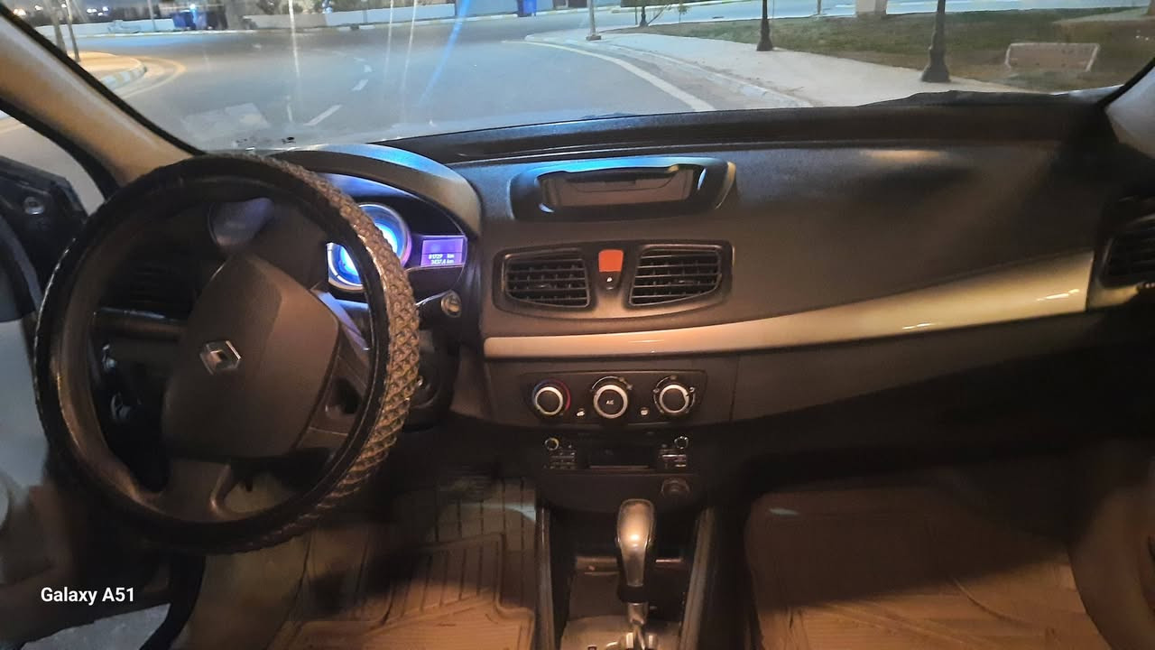 السلام عليكم رينو فلونس ٢٠١٦ سيارة بلادية ع وضع الشركة مكفوله كير ومحرك حدادية وتخم تاير جديد و بدون ضربة وبدون صبغ  رقم بغداد الجديد وتحويل ثاني يوم ماشية 83000 للإستفسار الاتصال ع الرقم ***********
السعر 78ورقة مع المجال 

غير متواجد ع الفيس
