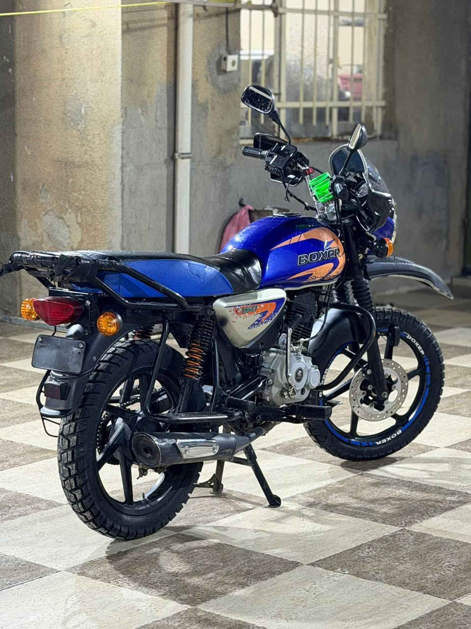 سلام عليكم دراجه للبيع 

النوع بوكسر موديل 23 شرط السرقه 

مامرقم اقره زين مامرقم لون ازرق

مجفت تجفيت شركه قبل شهر ونص 

سبب البيع محتاج فلوس السعر 1050 مليون و 50 الف وبيها مجال 

العنوان كركوك 

رقم الهاتف : ***********

للعلم الدراجه تخبل الله شاهد
