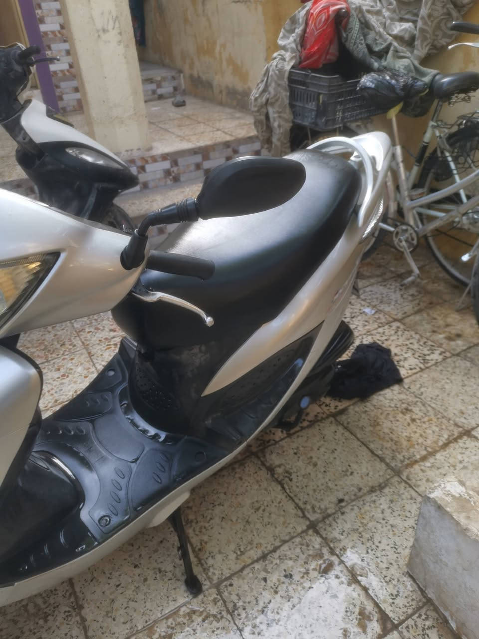 كامكو V2   125 CC
المكان ميسان المجر الكبير.
للاستفسار اكثر الاتصال او المراسة ***********
