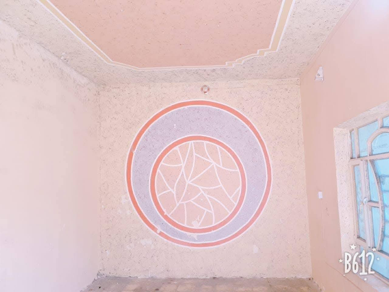 السلام عليكم     بيت اللبيع في الغزاليه
جرف الملح
قطاع الاول    فرع الاول قرب معجنات النوري 
المساحه  ٩١   بلواقع الحال  ١٠٠  واجهه ٩ نزال 11
   ( سندمستقل  )
🥸 سعر  98مليون بي مجال 🥸
 علما البناء قديم   
(يعتبر تفليش )
طابق ونصف 
غرف نوم عدد 3 وصالة وستقبال ومطبخ ومخزن خارجي عدد 2
رقم موبايل ***********
