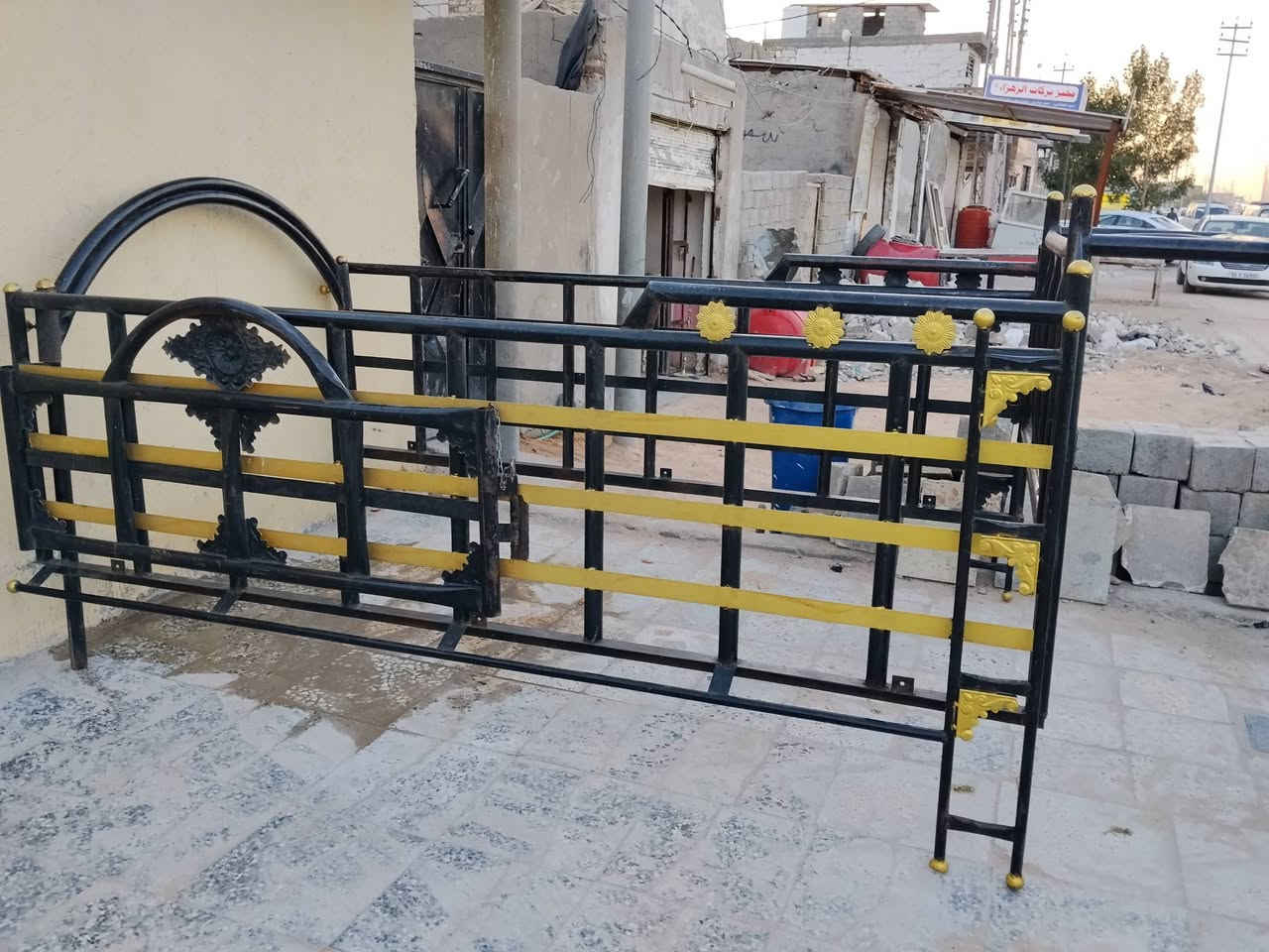 سلام عليكم محجر كيا حمل للبيع السعر 400 الف 
المكان نجف للاستفسار***********/***********
