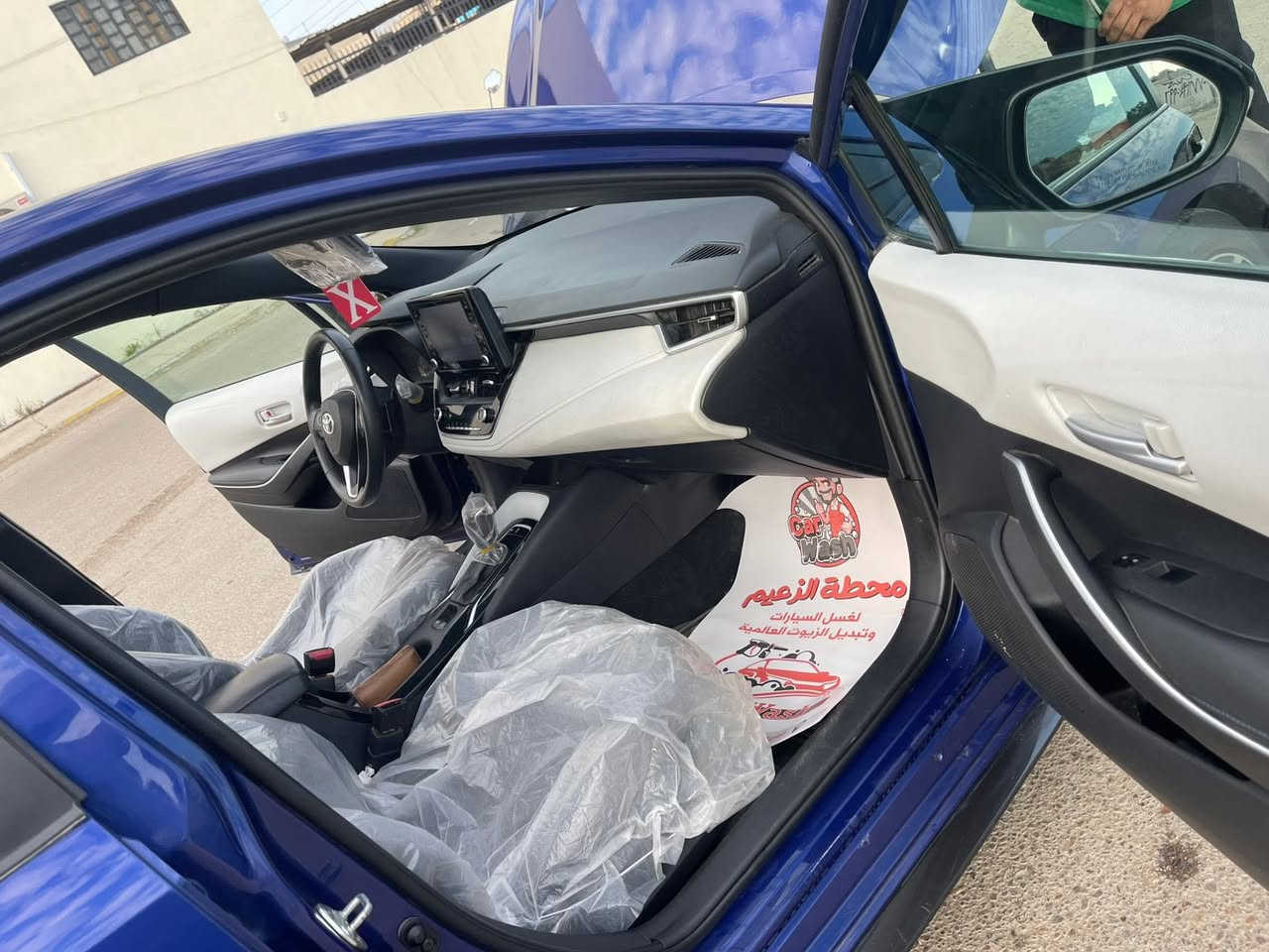 السلام عليكم كورلا ٢٢ فول مواصفاتSE تشغيل عن بعد حادثها جاملغ وبنيد سعر ١٤٠ مراوس جارجر أو جيب ***********
