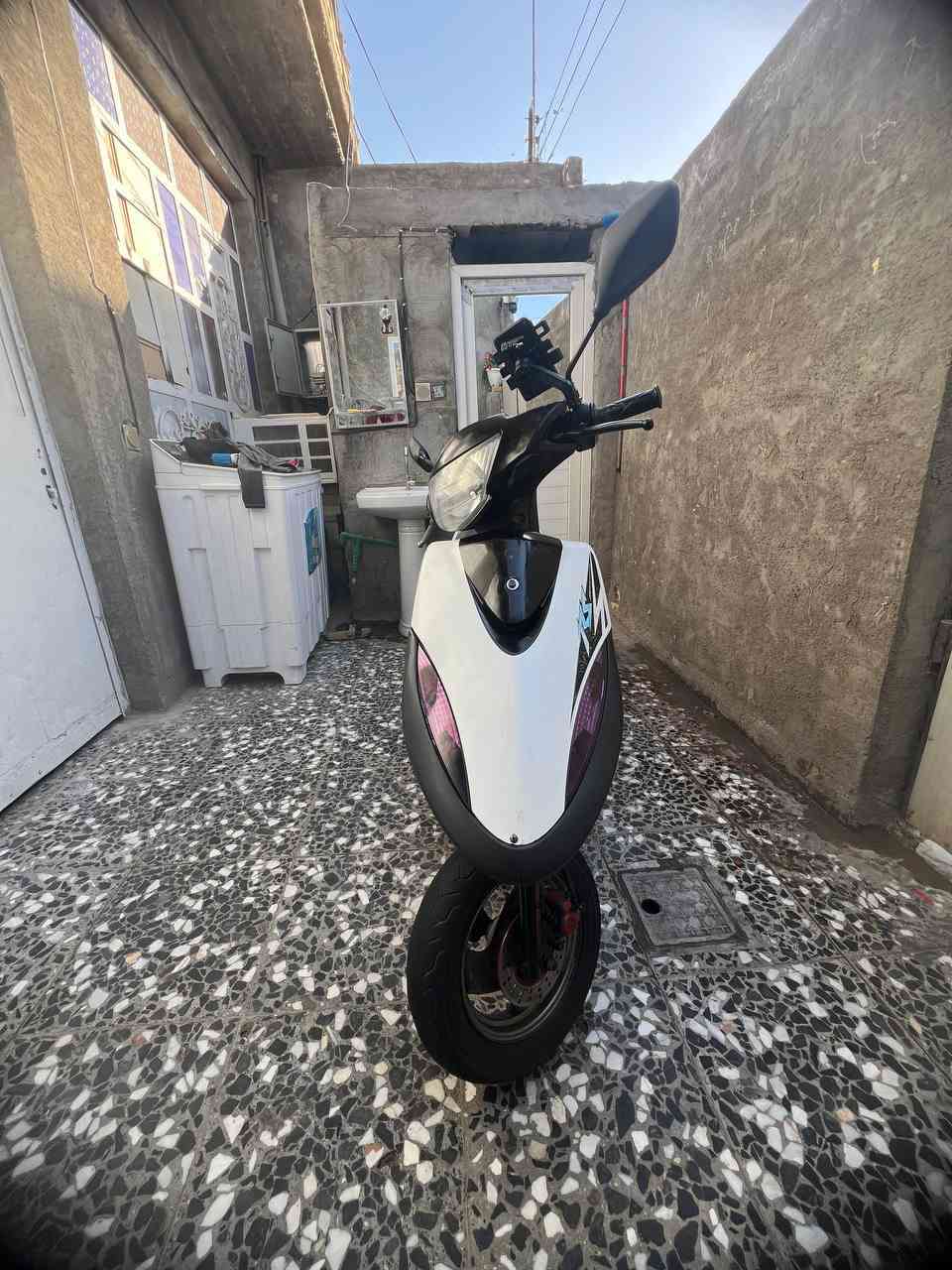 لسلام عليكم دراجه ماكس عدله نضيفه دراجه خيرمن الله دراجه كامله سلف هندر كهريات كامله بوشه بلاديه 49 بدايه تبخير ومن تحمه تكطع كهربائيات كامله لسعر 500 وبيه مجال  مكان الحسينيه راشديه رقم لهاتف‏‪***********‬‏ موجود وتساب
