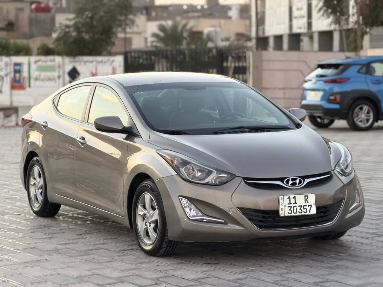 النترا 2014 امريكي
اللون ذهبي 
حادثه جاملغ وبنيد اب امريكا 
وصار بيه شخط صفحه كله انصبغت اليمنه 
بدون فتحه 
ويلكب بلادي 
كير محرك بلادي
ماشيه 73 الف ميل حقيقي 
السعر 105 وبيها مجال 
تفاصيل اكثر هذا رقمي *********** تحياتي
مكاني بغداد حي الجامعه
