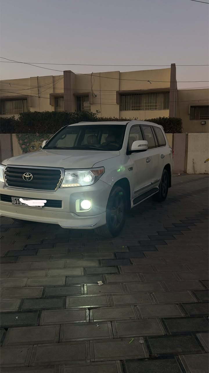 بسم الله يا الله 
لاندكروز موديل 2008   موصفات VXR للبيع 
السياره فول مواصفات السياره نظيفه جدا داخل وخارج  
السياره مرتبه شوفت عينكم تجي 
بمواصفات بصمه دخول   بصمه تشغيل  
شاشه كامره والسياره تجي دبل اسبير  
ومحرك V8 4600
اثمانيه اسلندر 
الكير اوتو (اوتماتيك)
السياره حلوه ومرتبه 
  صبغ جزء بسيط يعني ربع قطعه صبغ فقط لا غير هزه جديده ومرقم بغداد  الرقم الإنكليزي الجديد تحويل مباشر باسم المشتري حبايب 
//مكان السياره بغداد حي الجامعه ❤️
ومعروضه للبيع او للمراوس 
وهذا رقمي للتواصل حبايب 
راسلني واتساب او خاص تدلل اثنينهم موجود 
***********
وهاي قناه التلي بيه اهواي سيارات معروضه حبايب تحياتي الكم

https://t.me/ali1hhm
