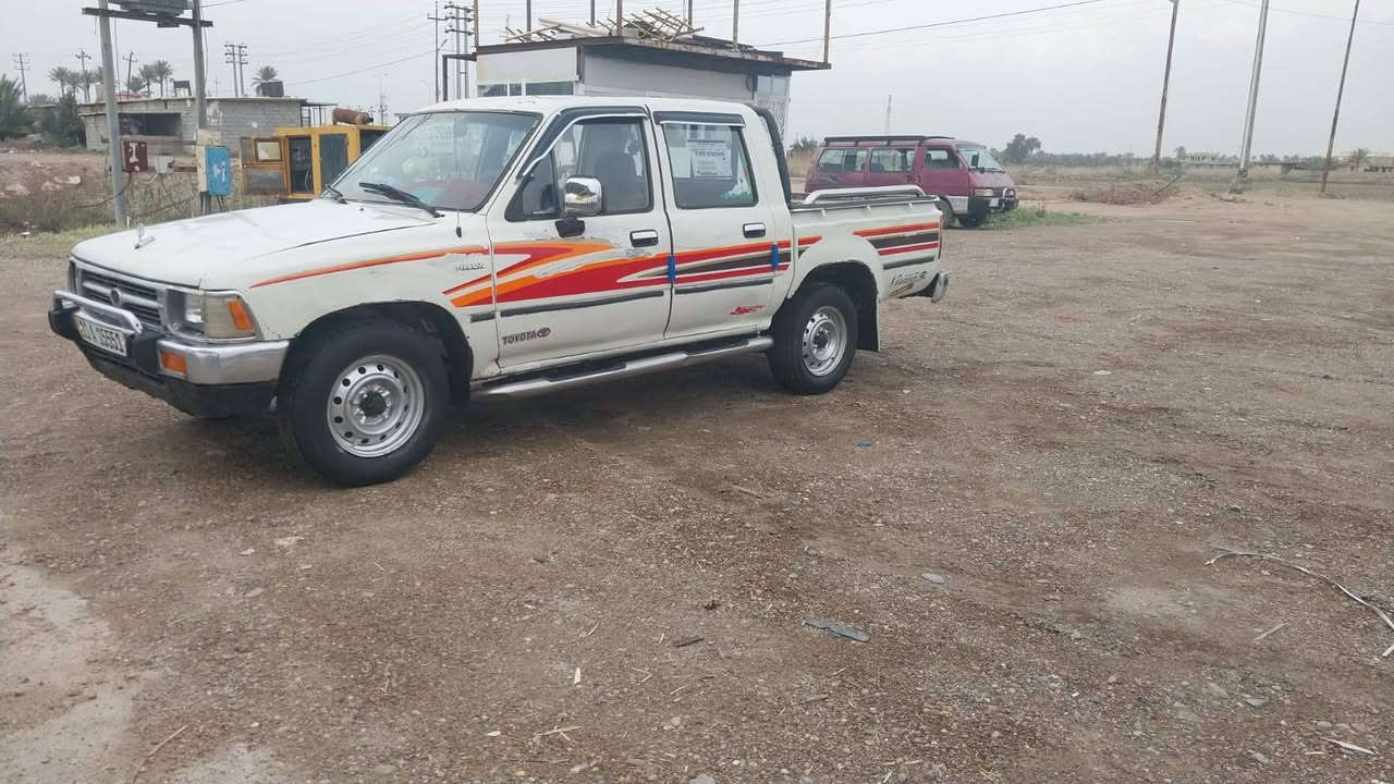 سلام عليكم بيكم تيوتا موديل 92 مكفولة كفاله عامه على وضع شركه
محرك كير اكسن شاصي كله شرط 
رقم بغداد إنكليزي مميز سنويه عضم عاج مشروع وطني للغاية 2030 تحويل مباشر 
كهربائيات كلها شقاله تخم تاير 
هاذا رقم هاتف وشراي يدلل. ***********
