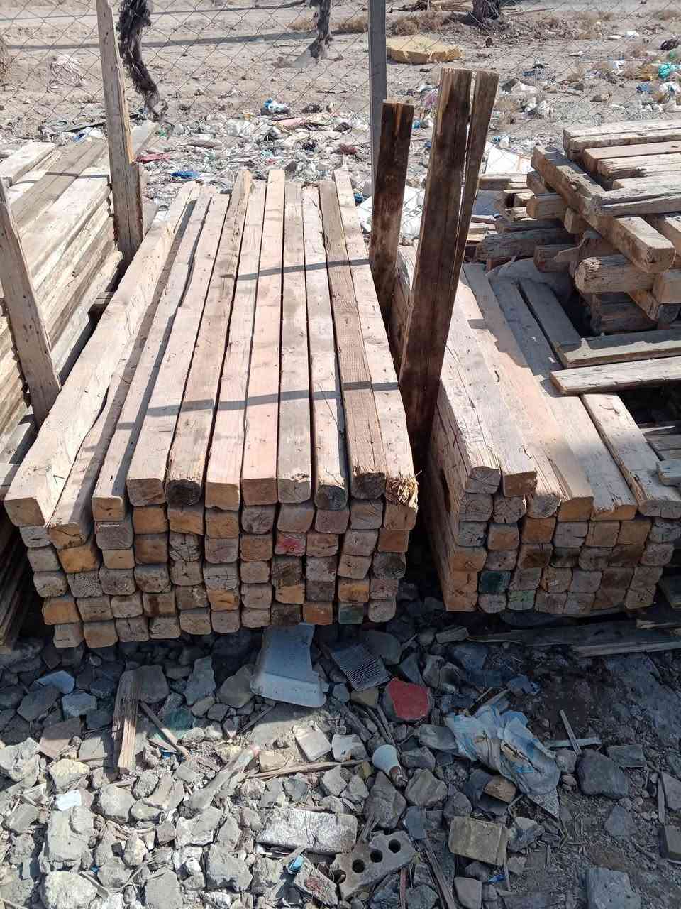 قالب خشب وجكات للبيع

***********
