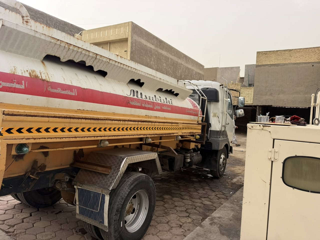 تنكر كاز للبيع بغداد تحويل مباشر
حموله 5000الاف لتر مع شهاده سلامه جي بي اس
للاتصال ***********مكان السياره بغداد موديل قع
