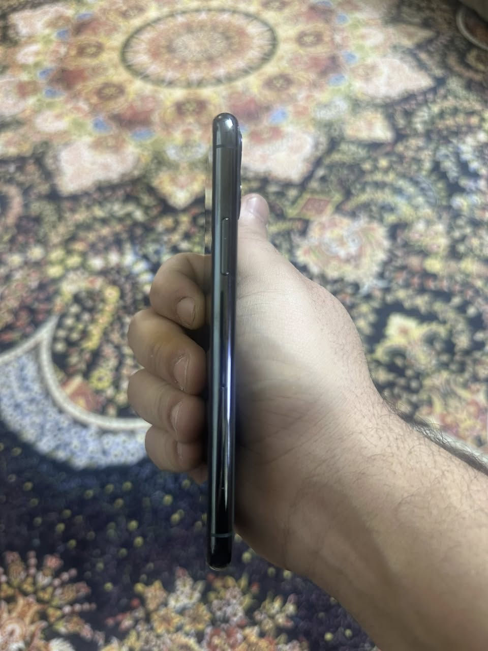 السلام عليكم 
ايفون  11برو. ذاكره 256
الجهاز مكفول من كلشي فول.  نضافه 
حته البطاريه بلاديه  
السعر 325بي مجال بسيط 
مكاني بغداد 
***********
