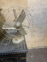 مروحه انتيكه تحفه ماريل إيطالي شغاله ٠٧٧٠٢٨١٤٣٢٧