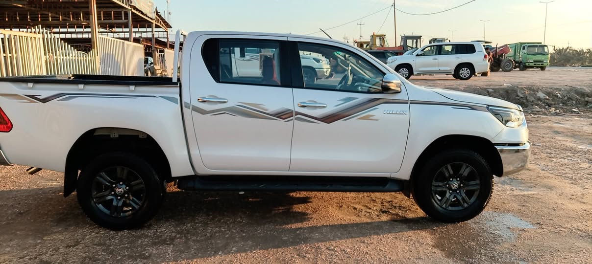 رمضان_كريم🌙 السلام عليكم للبيع هايلوكس بيكم موديل 2024 سياره كفاله عامه رقم مثنى كتاب شهداء سياره سبير منازل تخم تواير الشركه سياره على وضع الشركه كير تماتيك تبريد قطعتين فول مواصفات ماشيه 22,000 📦📦العنوان السماوه قضاء الرميثه رقم الهاتف ***********
