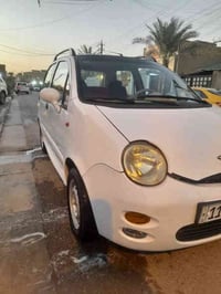 QQ 2013  سياره حلوه ونضيفه وجاهزه السعر 35 وبيه مجال قليل العنون بغداد...