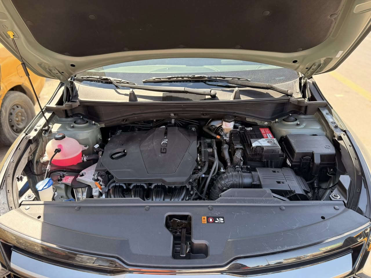 سلُِآم عٍلُِيڪم سبورتج موديل 2024 وارد امريكي ضربتها حوض ايرباك برده وكشن   سياره نضيفه وحديثه ماشيه 18الف وبقيه التفاصيل كدامكم بل صور التواصل ***********
