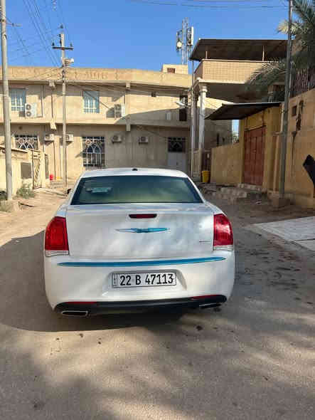 السلام عليكم من رخصه الدمنه اوباما موديل 16كفاله عامه بيها بارد أربعه صابع باجاملغ الخلفي وشبر باب الخلفي صفحه اليسر رقم اربيل بسم كردي ويل عشرين موزه تخم حدادة امامي وخلفي ستوني شاتها سياره جاهزة برغي مابيها نقص بيع بدون مراوس  ماشية 81 رقم صاحب السياره ***********
سعر السياره 252بيها مجال
سيارة خليجي عداد 260
