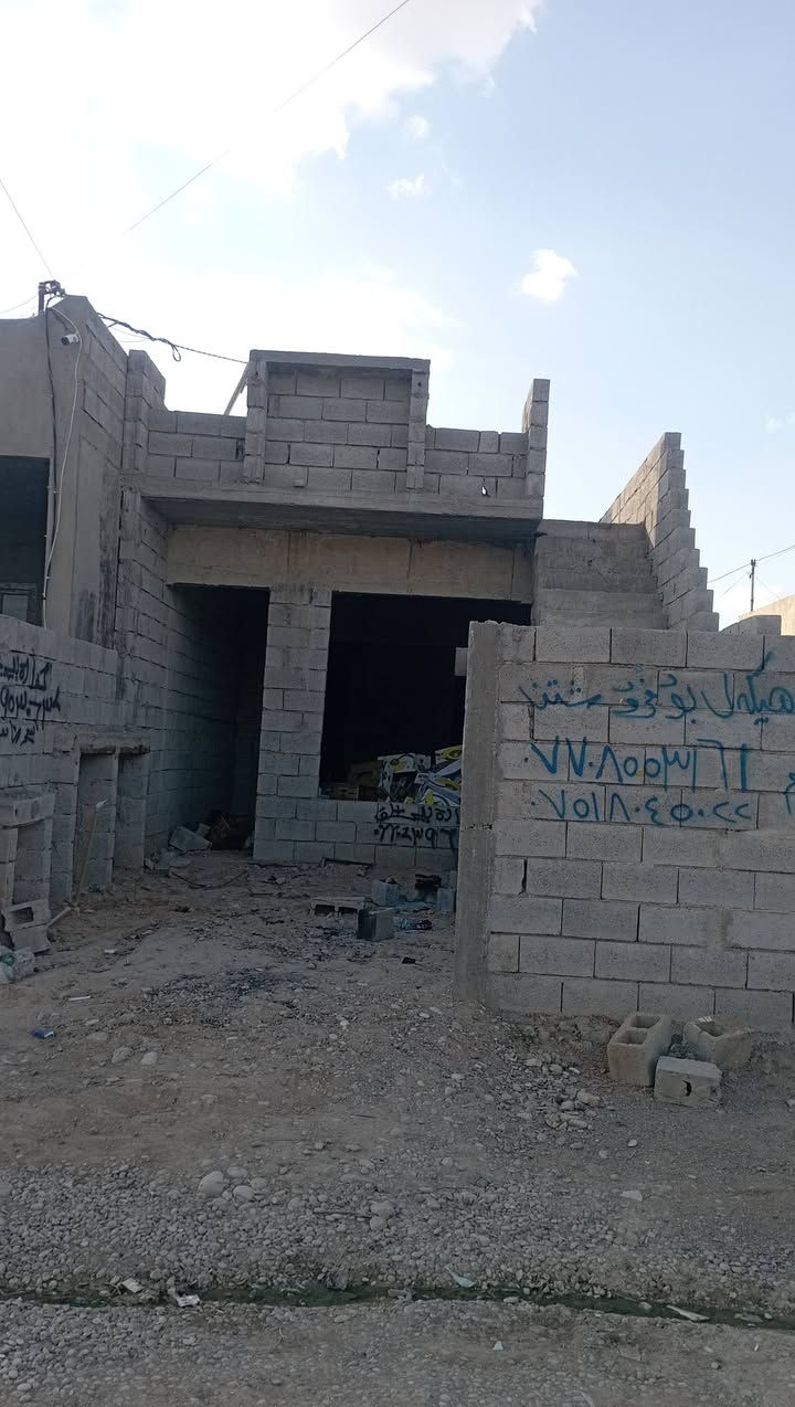 ام هيكه له مان لايه بوفروشتن مساحه 100متر ئاوو كاربايى هه يه يه كواليتيكى زورجوان كراوه سعرى 20مليون معمله 
عنوان كركوك بنجاعلى نزيك جامع على زه نگه نه 
بوزانينى زياترپه يوندى كن به م ژمارانه ى لأى خواره وه 
***********
***********
