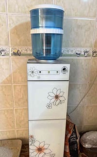 شاشة ٦٥ • توصيل