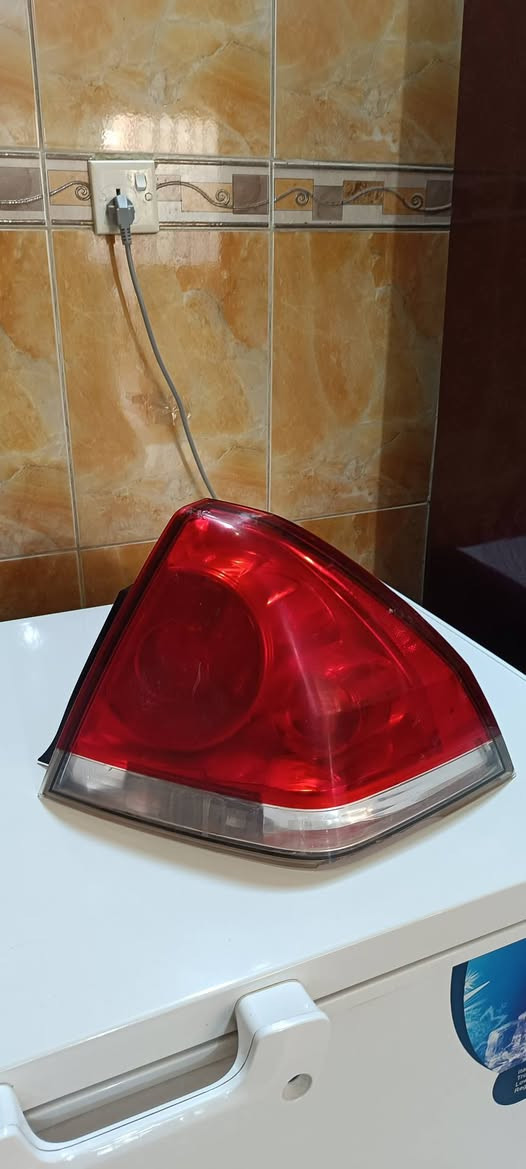 اسلام عليكم شباب بك لايت امبالا اثنينهن يمين سعر الواحد 25  بيهن فطر كلش بسيط والثاني ثلمه فقط مكان بغداد ***********
