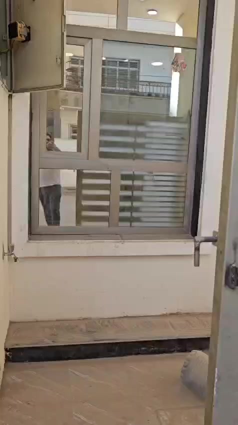 يوجد لدينا بيت للايجار جديد المساحه 👈 100متر
ويوجد لدينا بيت للايجار جديد كلش حلوه 200متر 
سعر الايجار الشهري 700الف دينار عراقي
العنوان شارع الابداع كراره حي دجله
يوجد لدينا شقه للايجار طابق ثاني 
الواتساب 👈 ***********
