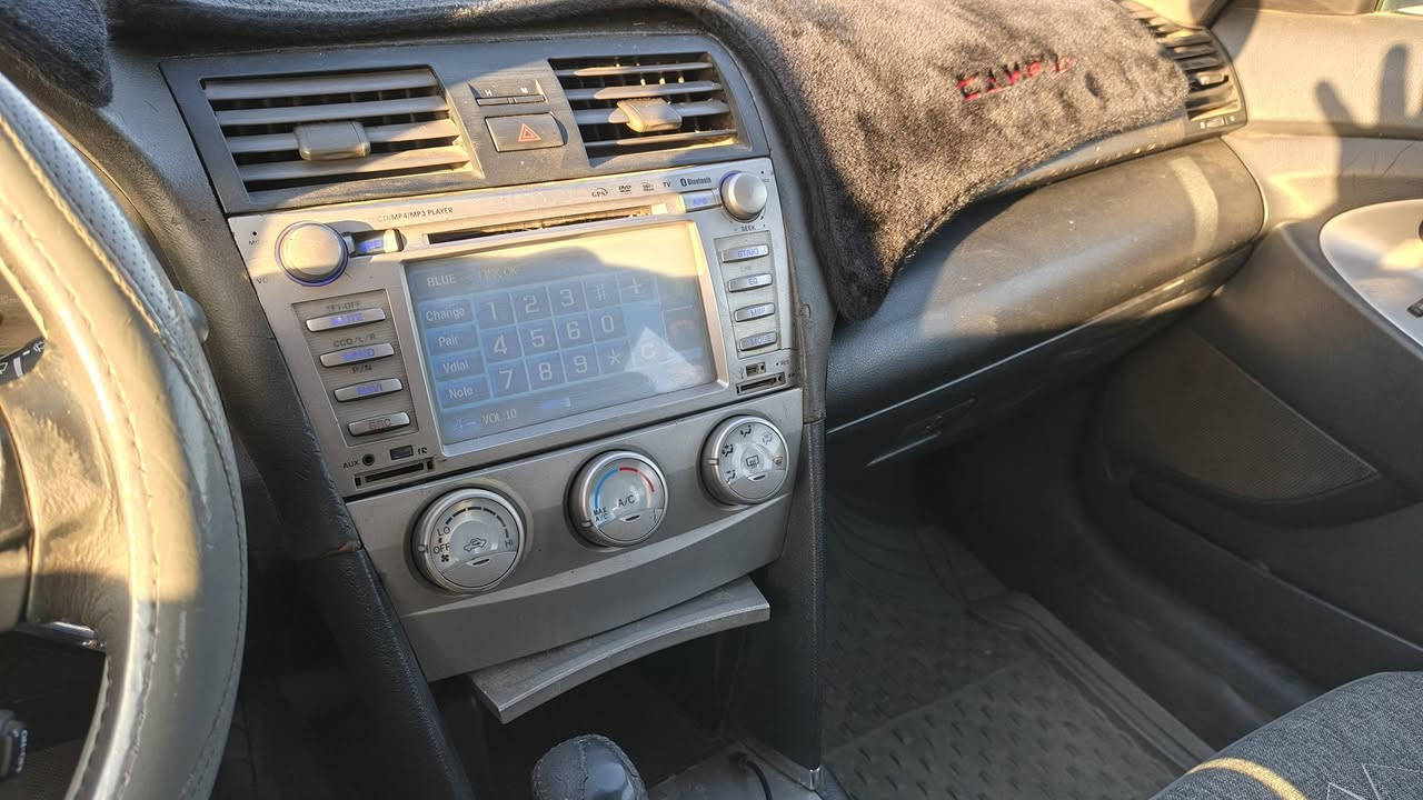 السلام عليكم كامري 2010  se وارد أمريكي كير محرك شرط ماشيه ١٥٨ قابل للزياده صدر جديد تبريد تدفئة تحكم ستيرن منظومة زنون سنويه لل 29 شرط التحويل والغرامات ضرر البنيد تبديل والجاملغ صبغ بدون دواخل شرط مكان السياره تكريت العلم للاستفسار اتصل ***********
