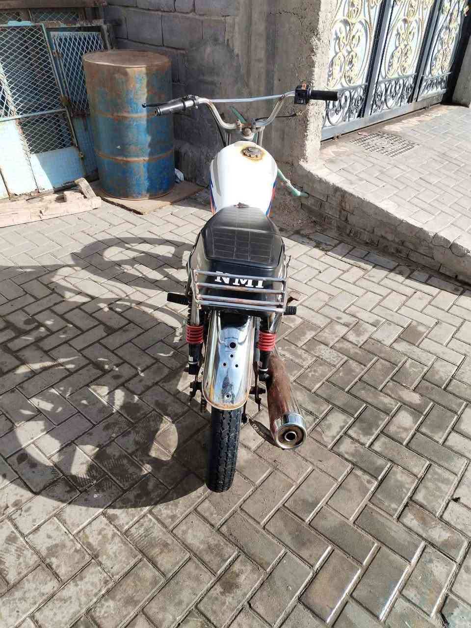 للبيع بيها بس جبنه ذب دهن سترها 170 بصره الامن الداخلي ***********
