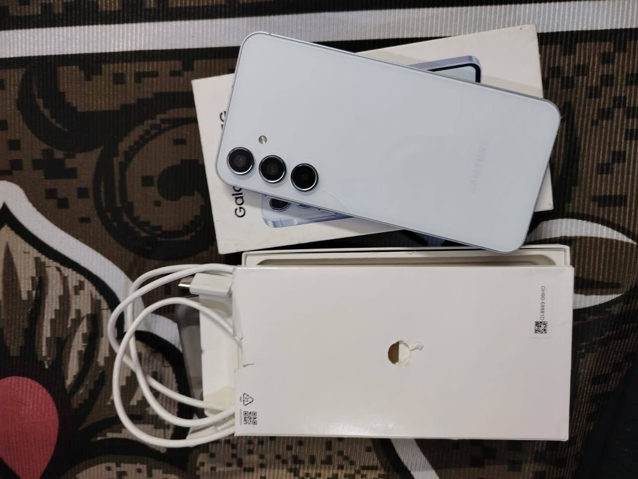 سامسونج A55 فايف جي
جهاز نضيف جدا فقط فطر زغير بالضهر 

ذاكره 256 رام 16

شرق اوسط دبل شريحه

كامل ملحلقاته

شاشه سوبو اوملد فول اج دي بلص


**إذا كنت صاحب هذا الإعلان وتريد حذفه لأي سبب، رجاءا أرسل رسالة إلى الدعم الفني**