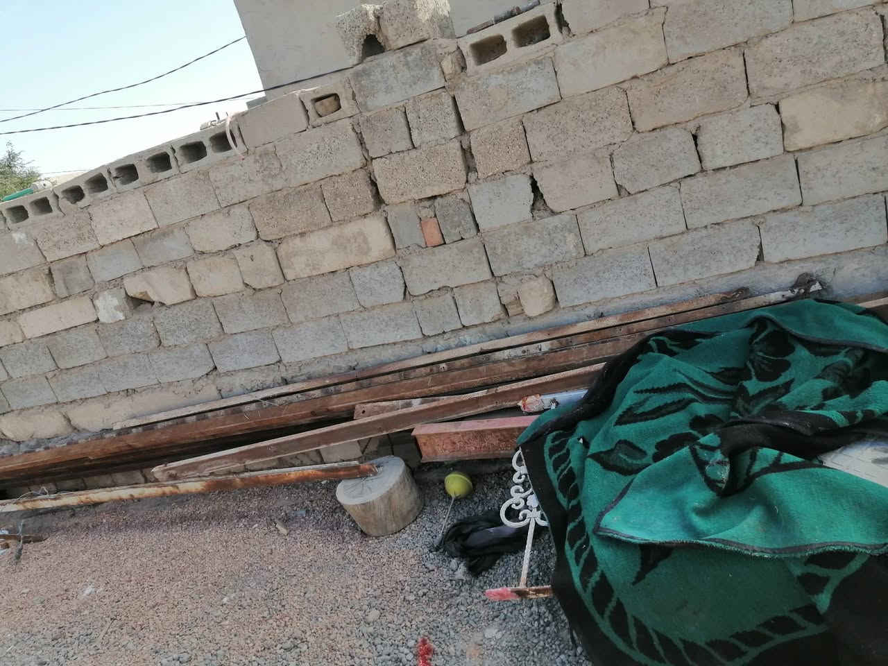 سلام عليكم جينك مستعمل اخو الجديد بيهن ٦ قطع طول ٣٩٥ واكو بيهن ٢ ٣٥٠ والجبيره ٥٥٠المترعله ٥ وشخاط وهنقلانات رقمي ***********.هذه
