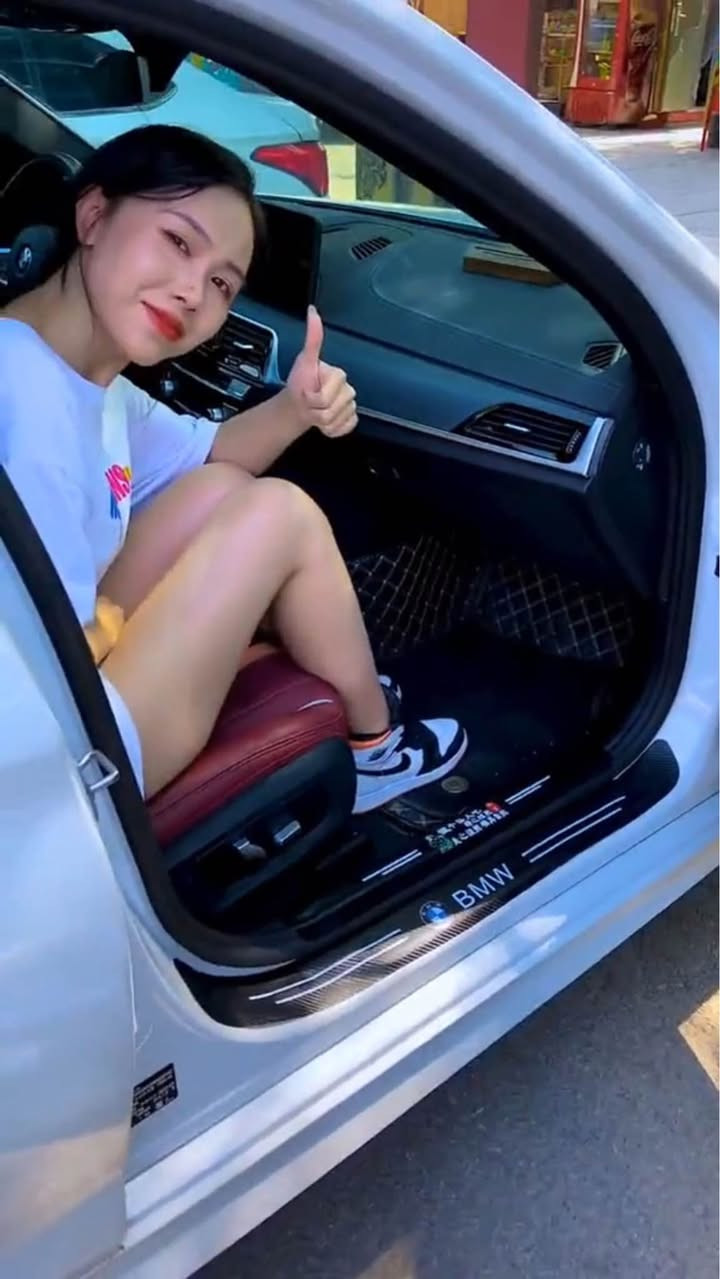 حافظ على سيارتك بأناقة 💥

شرائط حماية العتبة بتصميم كربوني فاخر وشعار سيارتك المفضل تمنح مظهر رياضي وتحمي من الخدوش 👣

لاصق قوي، مقاوم للماء، وسهل التركيب بنفسك خلال ثوانٍ!

متوفرة لشعارات Toyota – Hyundai – Kia – Dodge – Sports ✨

أضف لمسة فخمة واحمِ سيارتك بأبسط طريقة 🚗💨 بغداد, العراق


**إذا كنت صاحب هذا الإعلان وتريد حذفه لأي سبب، رجاءا أرسل رسالة إلى الدعم الفني**